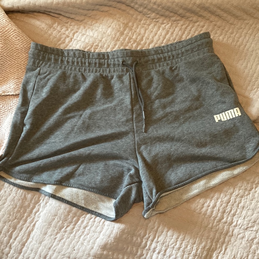 Womens Gray Puma Shorts sz XL 100% Cotton